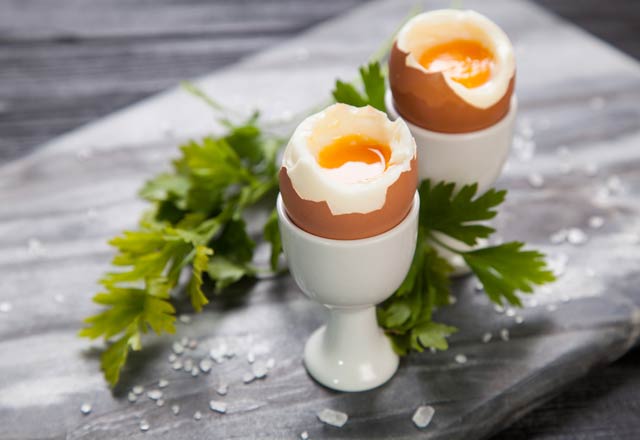 تخم مرغ خام یا پخته شده کدامیک مفید تر