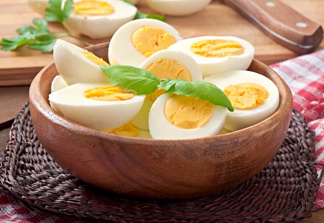 تخم مرغ خام یا پخته شده کدامیک مفید تر