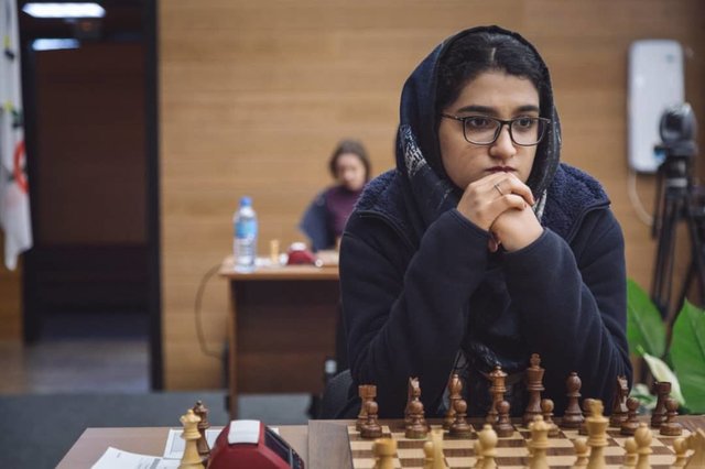 "مبینا علی نسب" قهرمان شطرنج زنان ایران