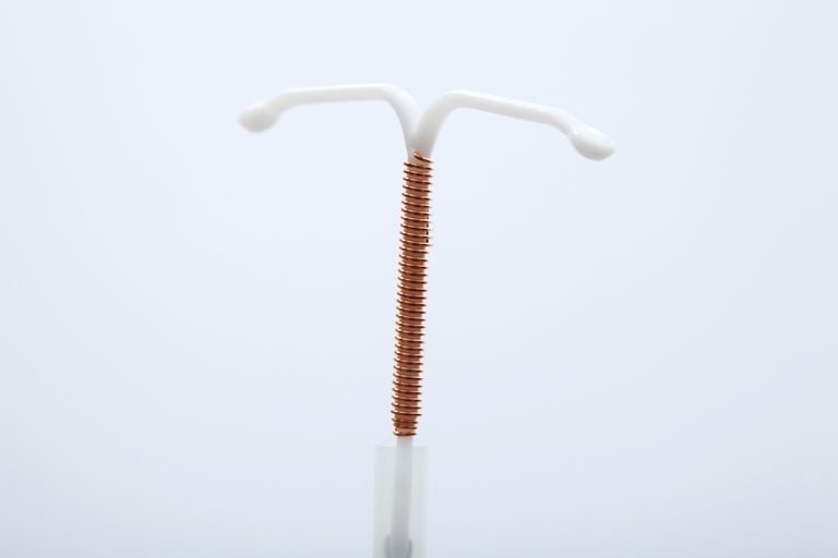 IUD جابه جا شده علت درد زیرشکم بعد از رابطه جنسی