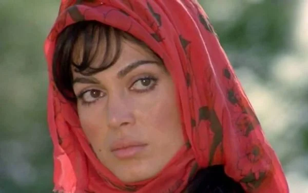 دختری با روسری قرمز از بهترین فیلم های ترکیه ای