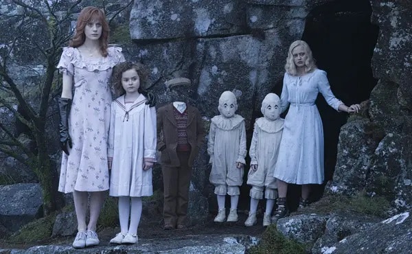  Miss Peregrine's Home for Peculiar Children فیلم و سریال شبیه سریال ونزدی