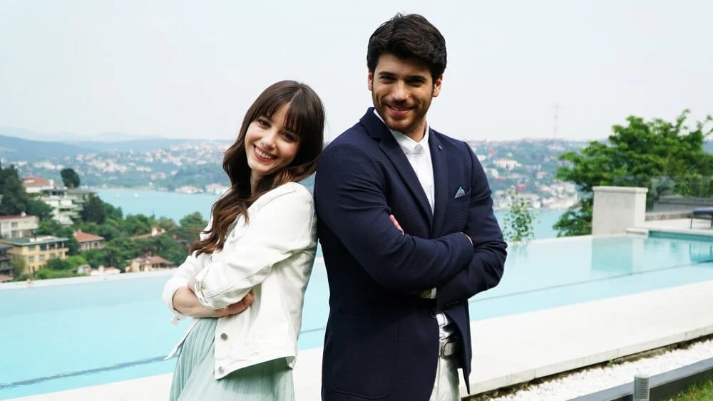 Dolunay از بهترین سریال های عاشقانه ترکی